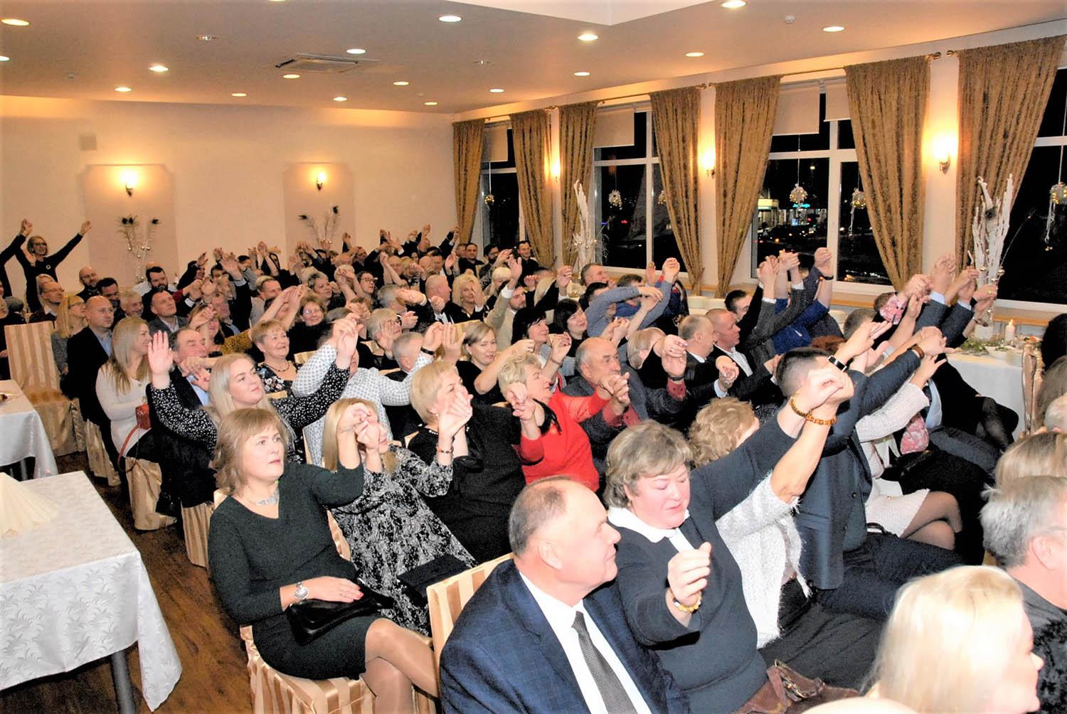 Padėkos vakare – apdovanojimai žemdirbiams / Gedimino Nemunaičio nuotr. Ūkininkai susirinko į apdovanojimų šventę.