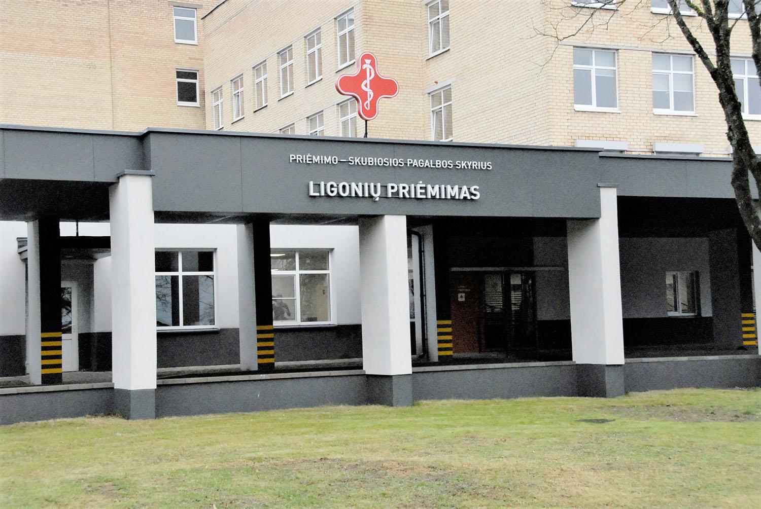 Palatas užpildė žiemos traumas patyrę ukmergiškiai / Į ligoninę metų pradžioje vienas po kito gabenti traumas lauke patyrę žmonės.   Gedimino Nemunaičio nuotr.