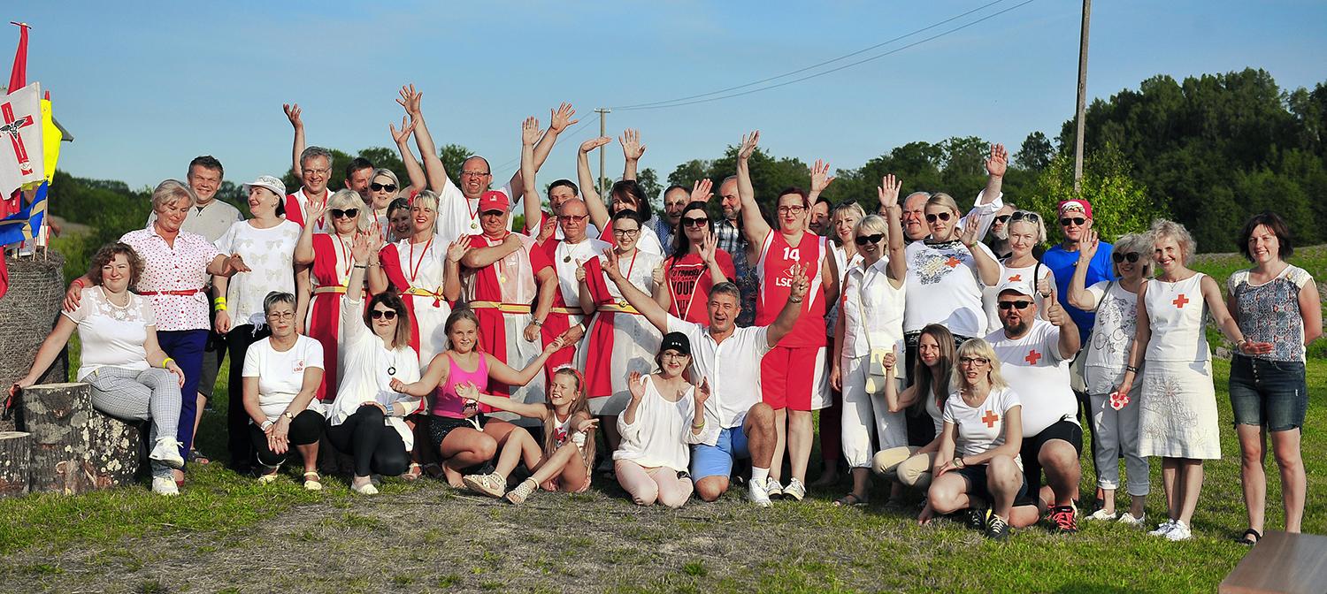 Partiečiai rinkosi į sąskrydį / Sąskrydžio dalyviai.