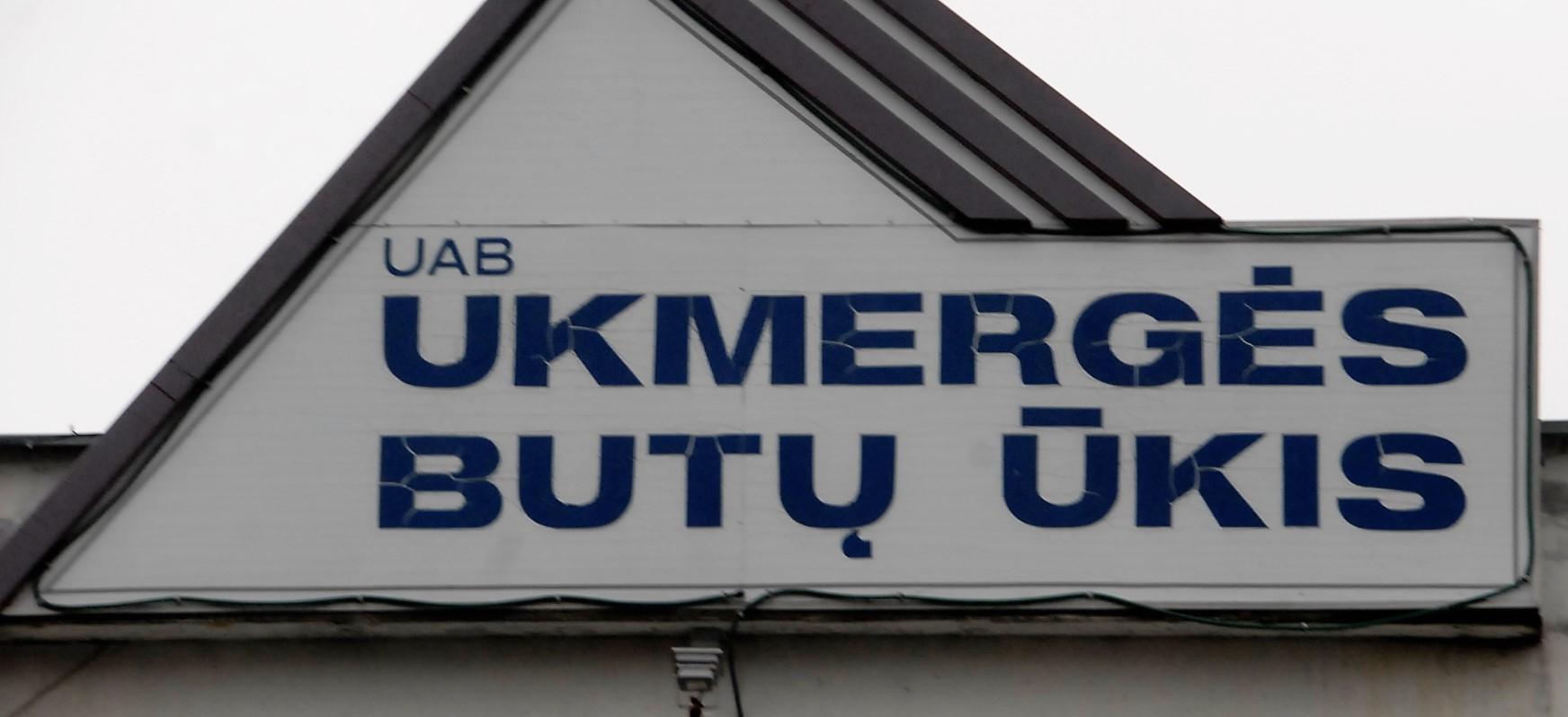 Pasipiktino namo administratoriumi /