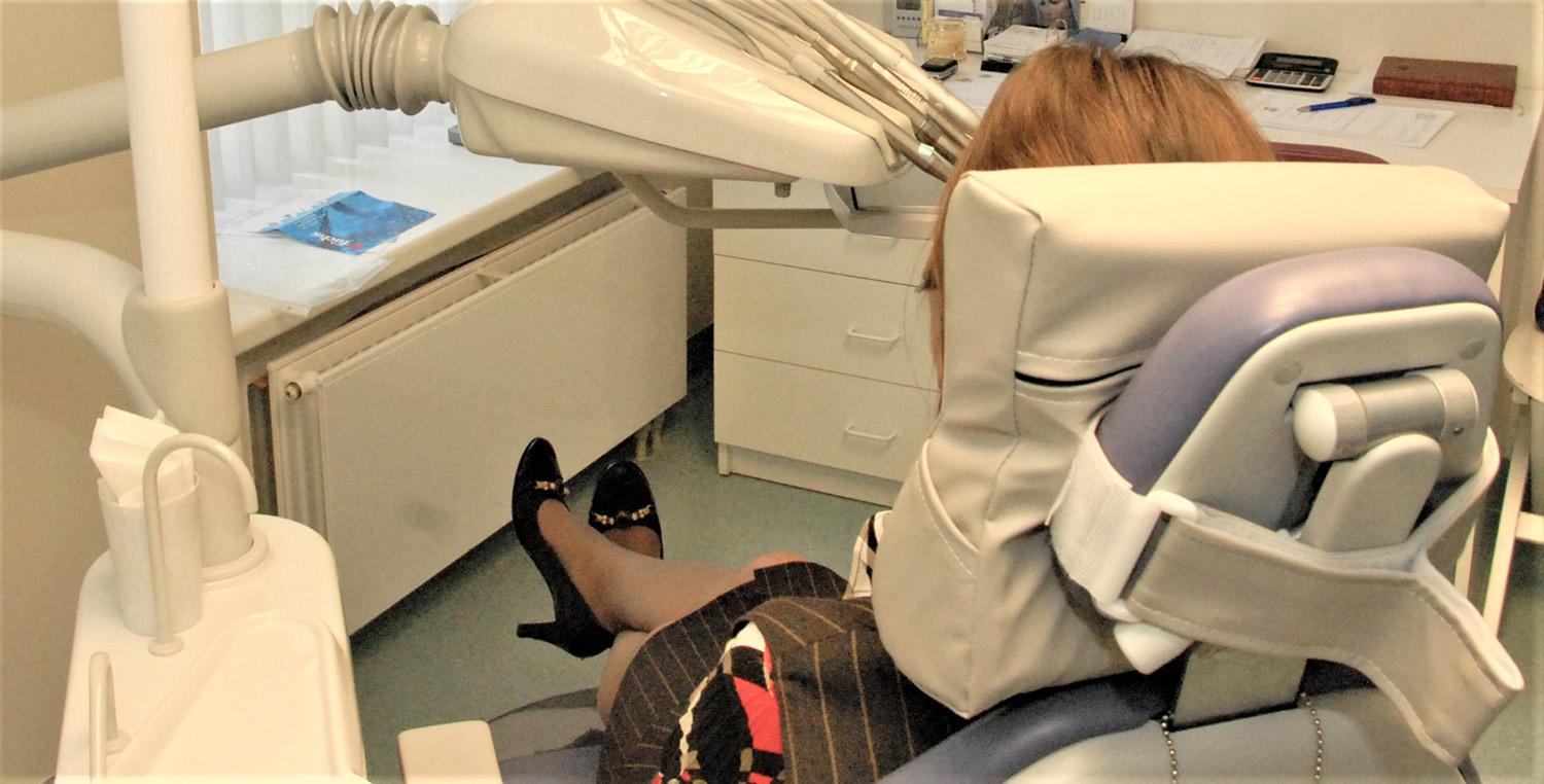 Paskelbė ilgai lauktą žinią: nebelieka dantų protezavimo eilių /