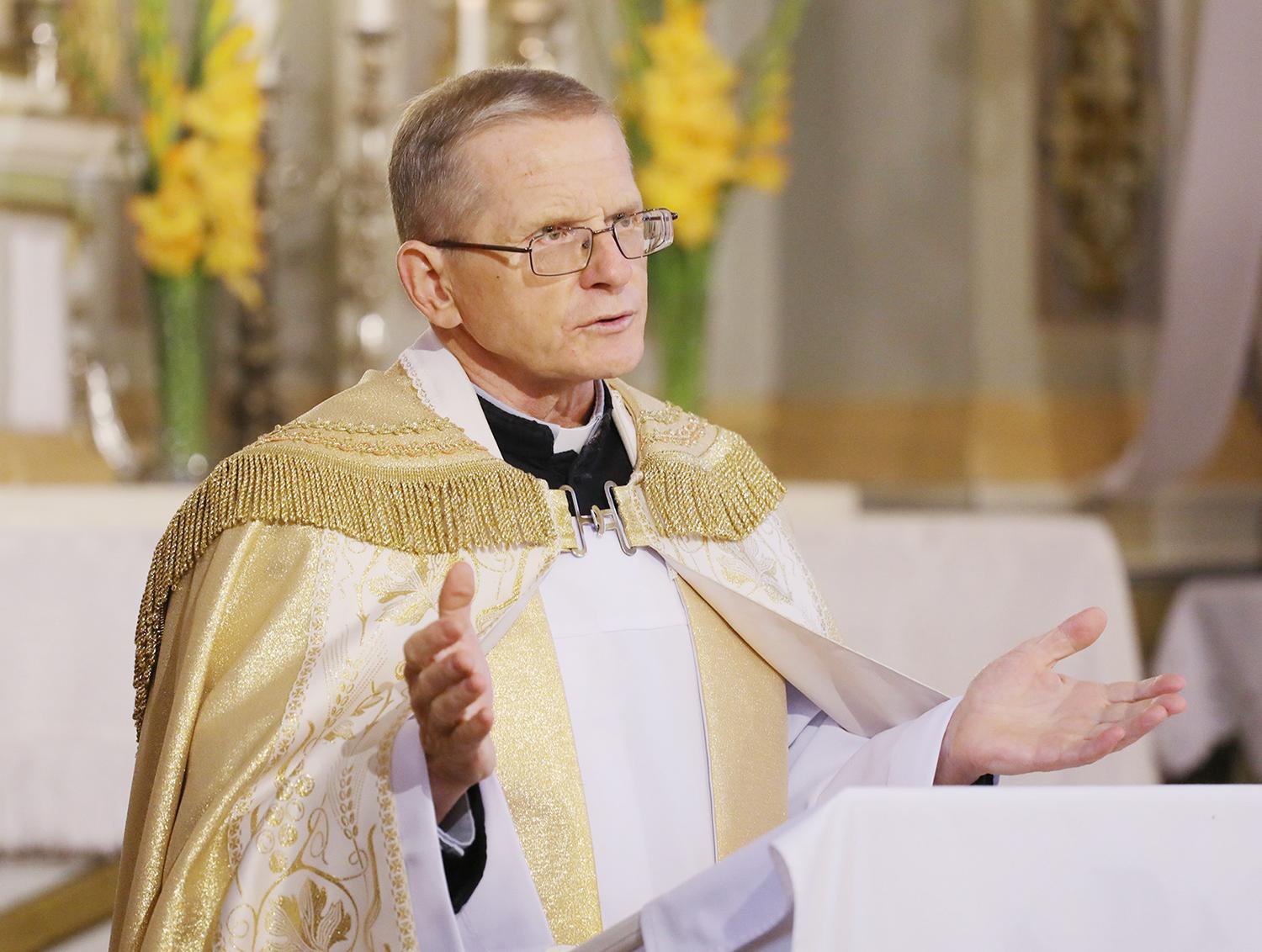 Paskirtas klebonas sieks telkti bendruomenę / Pašilės Šv. Barboros ir Pabaisko Švč. Trejybės parapijų klebonu paskirtas kunigas Julius Grigonis.   Dainiaus Vyto nuotr.