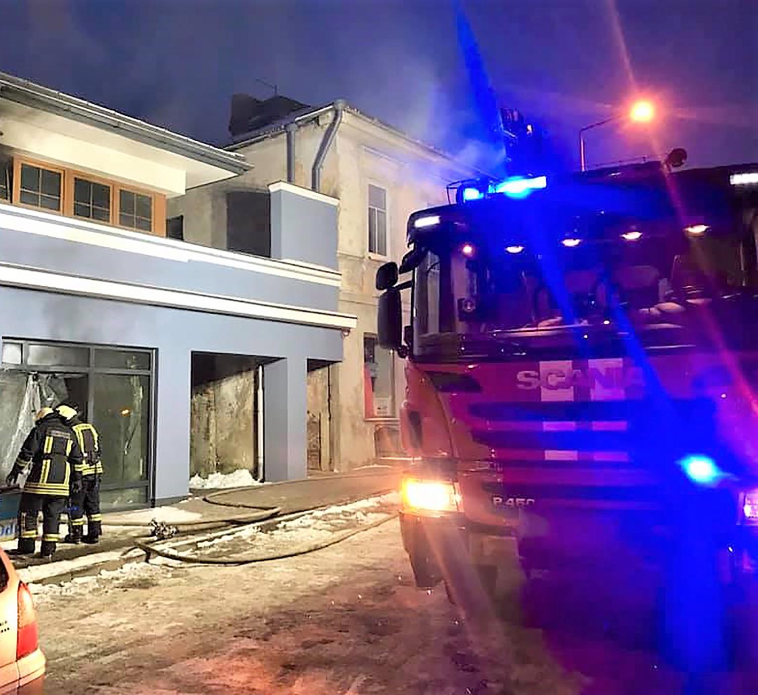 Paspaudus šaltukui – gaisrai /