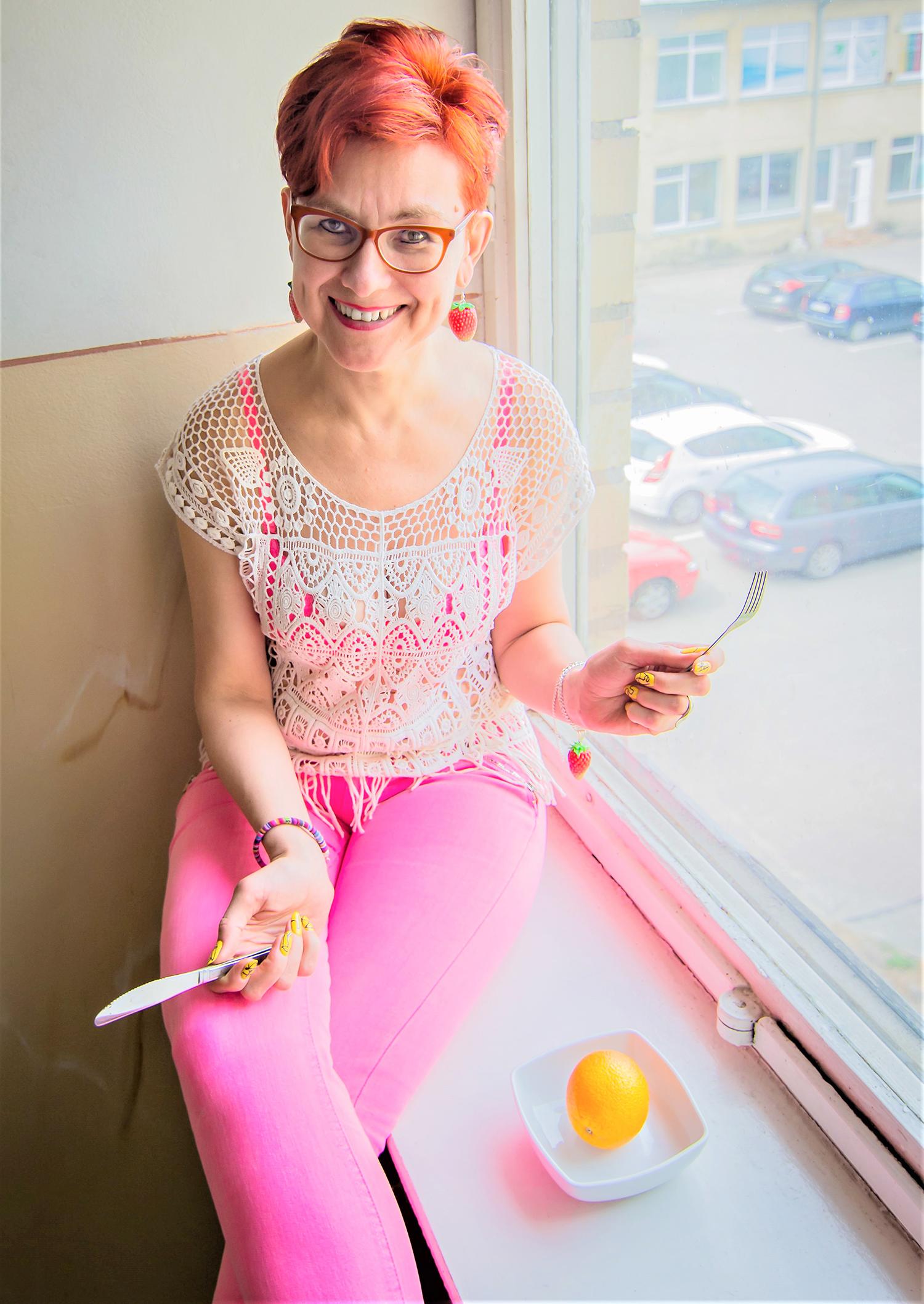 Pastebėti: Asta GIRNIENĖ Orange / Asta Girnienė Orange. Ingridos Pociūtės nuotr.