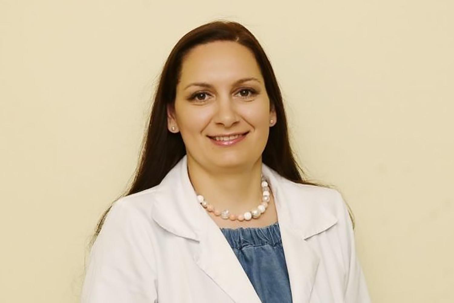 Pasveikusi Ukmergės gydytoja: turiu patarimą visiems / Nuo koronaviruso pasveiko Ukmergės ligoninės Anesteziologijos-reanimacijos skyriaus vedėja gydytoja Aušra Rodzevičienė.  Asm. archyvo nuotr.