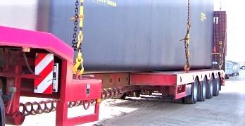 Per miestą gabens 35 m ilgio krovinį /