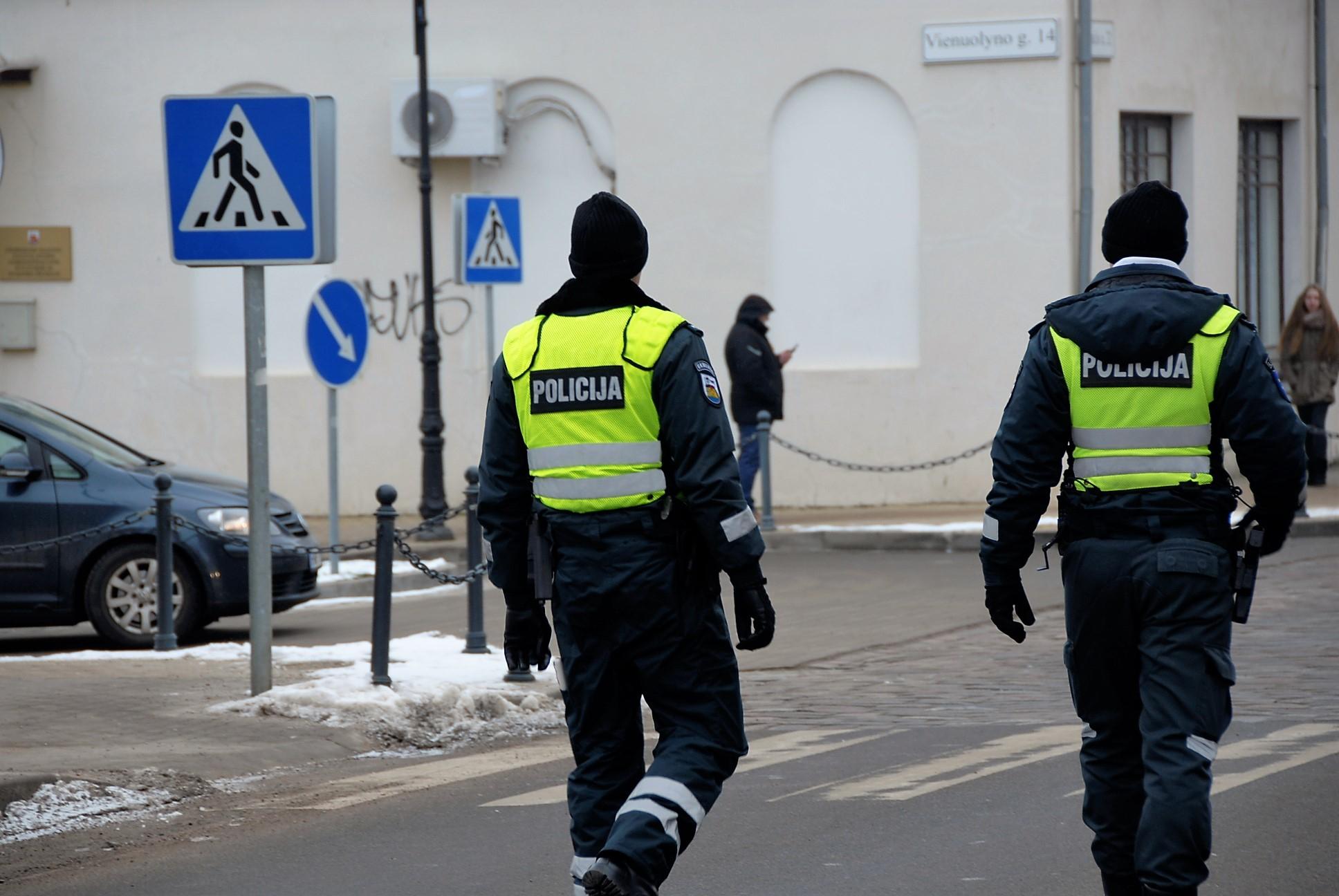 Policija paskelbė apie vasario mėnesio reidus /