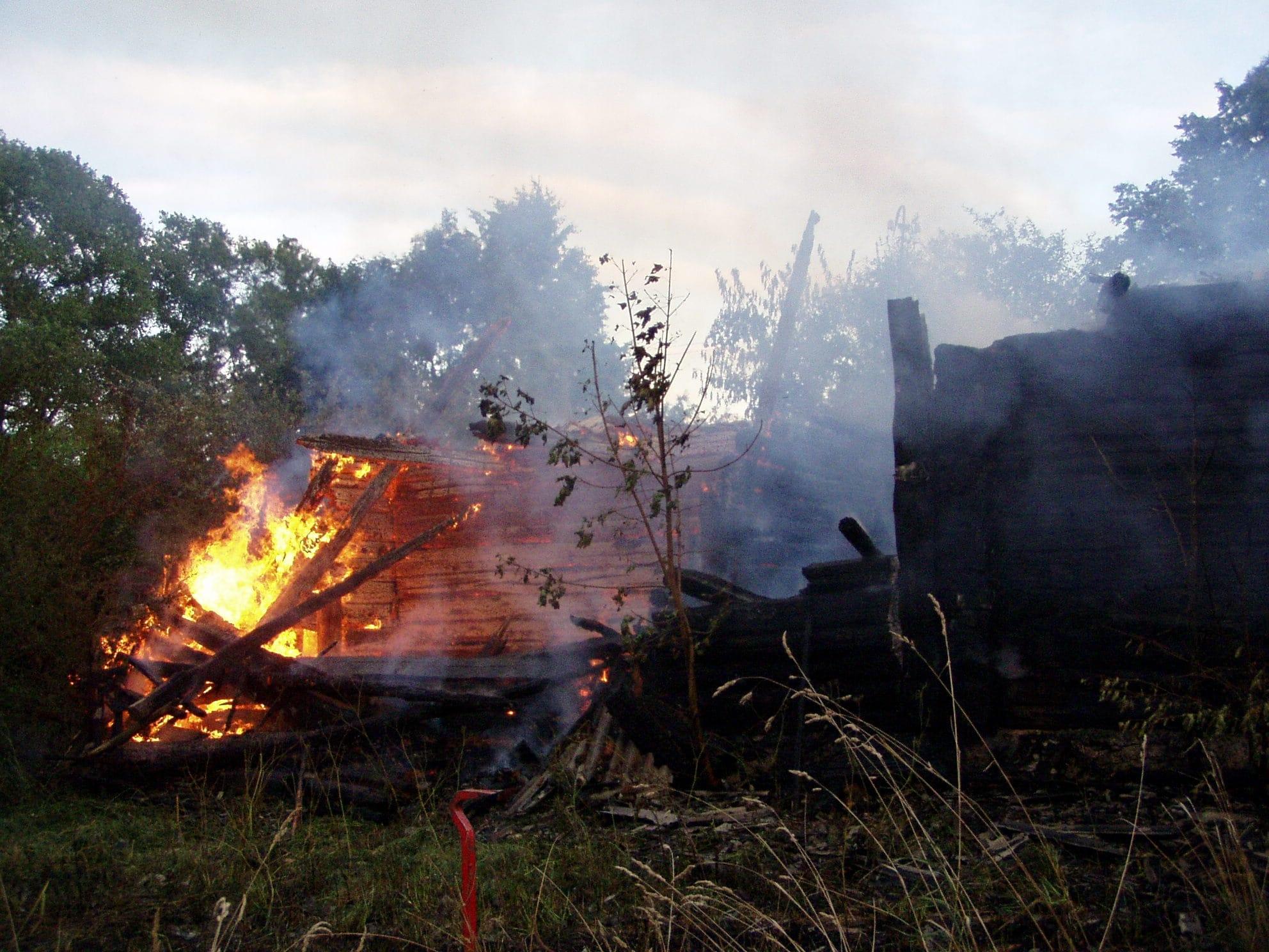 Policininko sulaikytas jaunuolis – piromanas /