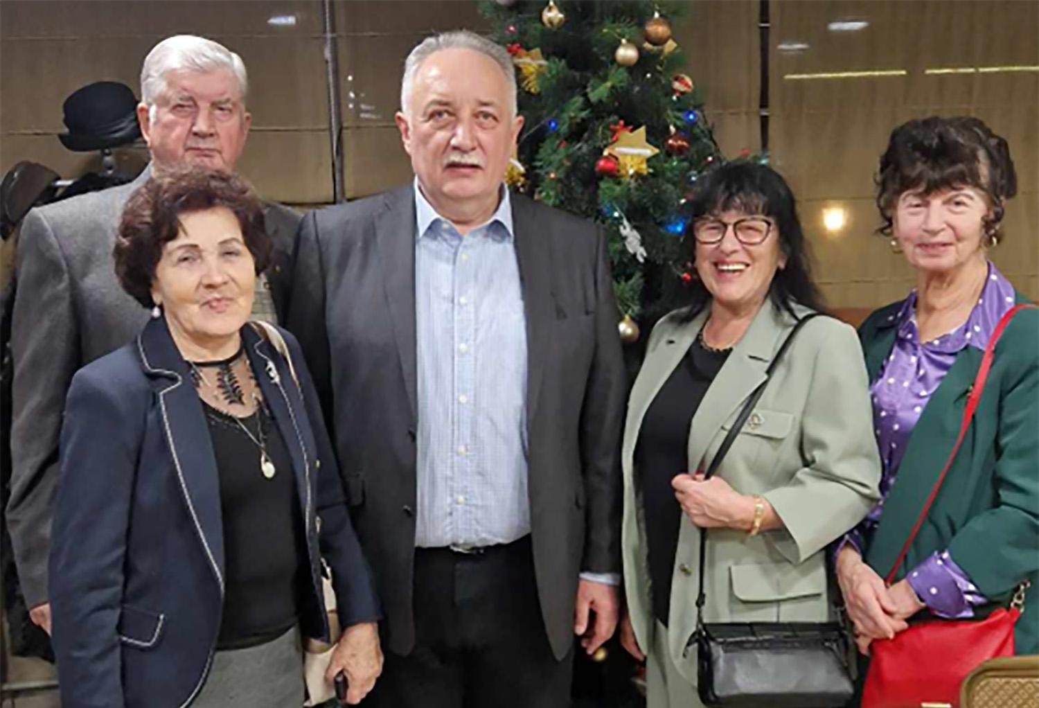 Prezidiumo nare išrinkta ir mūsų skyriaus pirmininkė / LPŽA prezidiumo nariai kartu su prezidentu Kęstučiu Makaravičiumi.