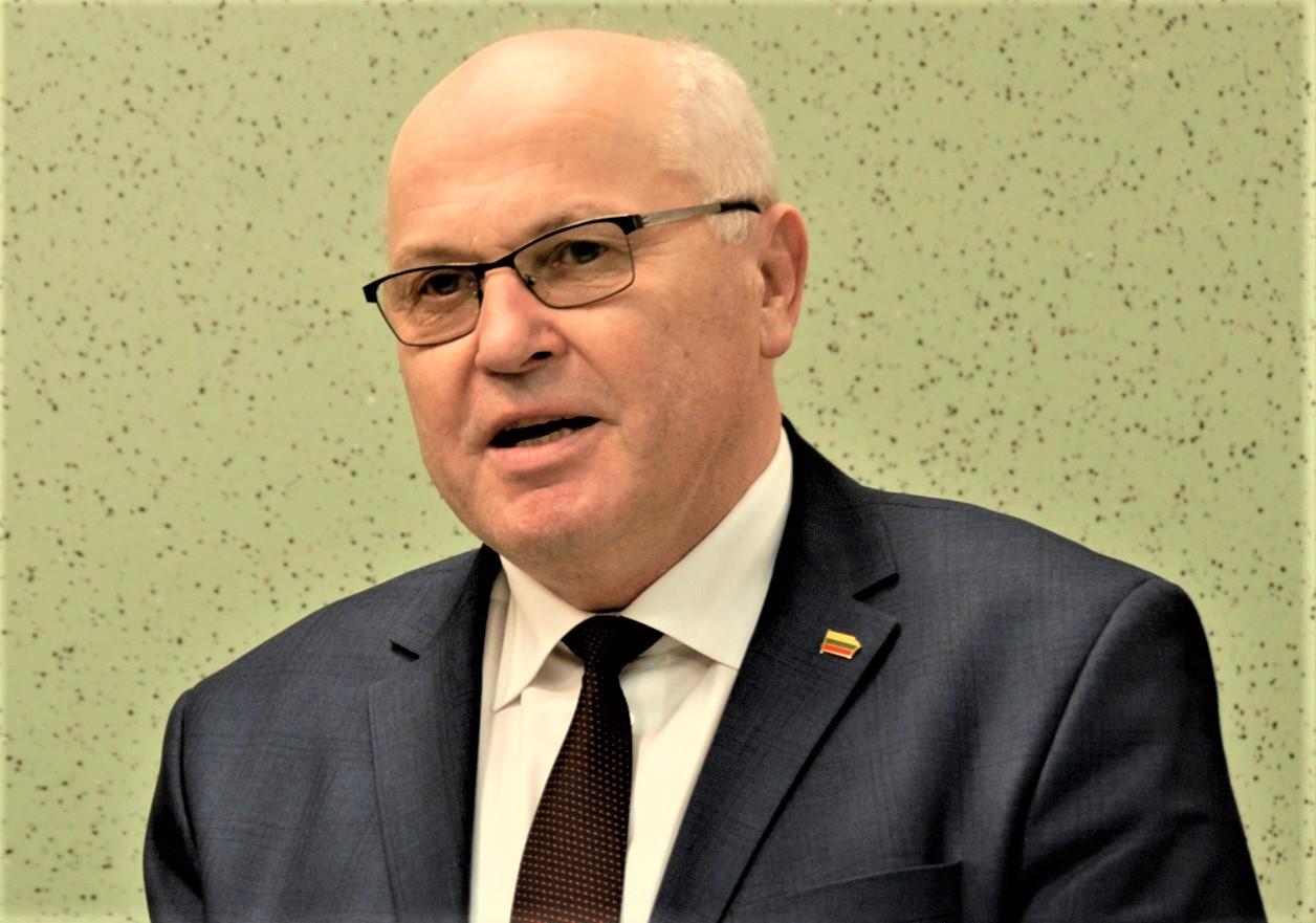 Rinkėjai antrai kadencijai išrinko Juozą Varžgalį /