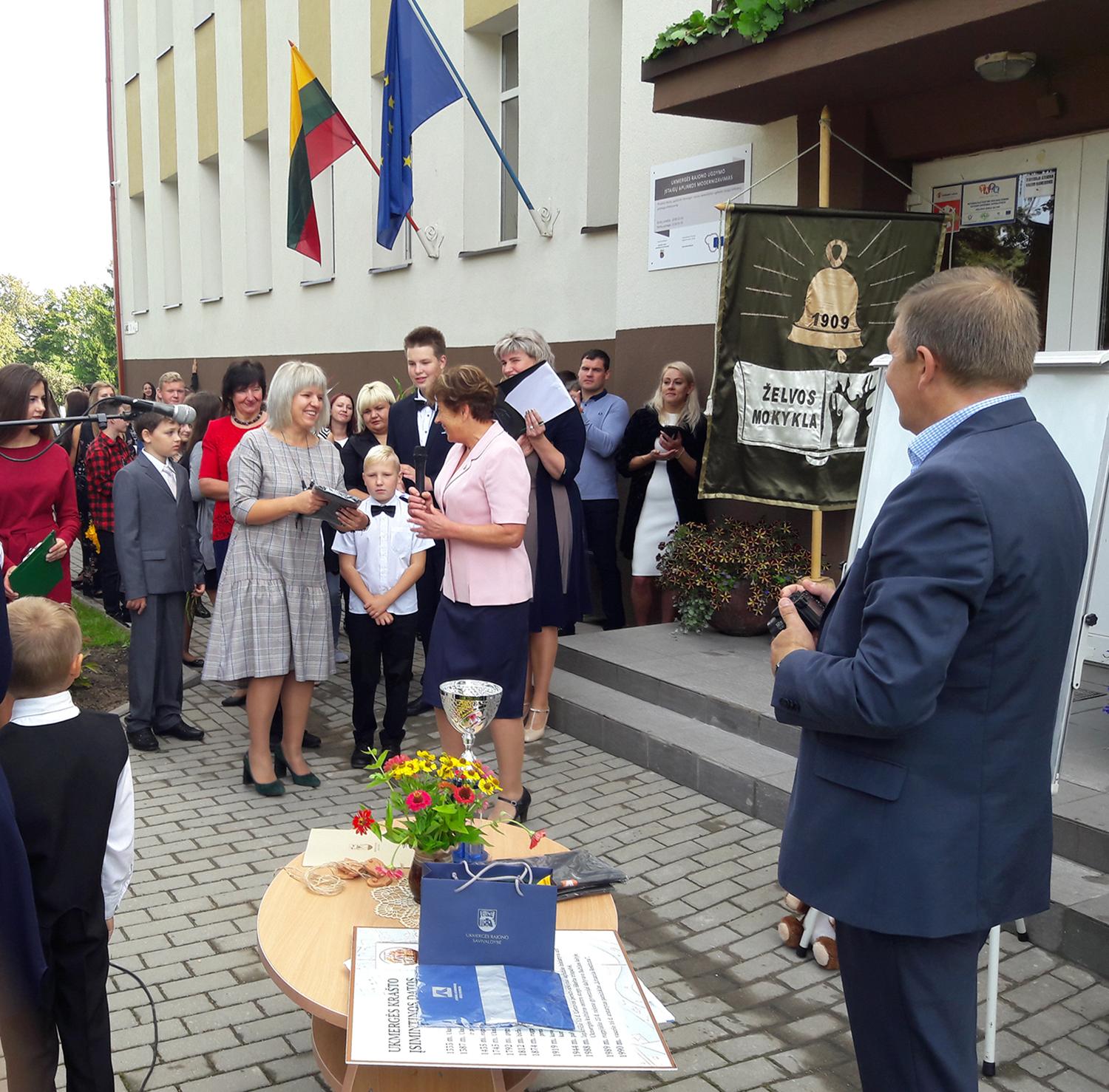 Rugsėjį pradėjo saugiai /