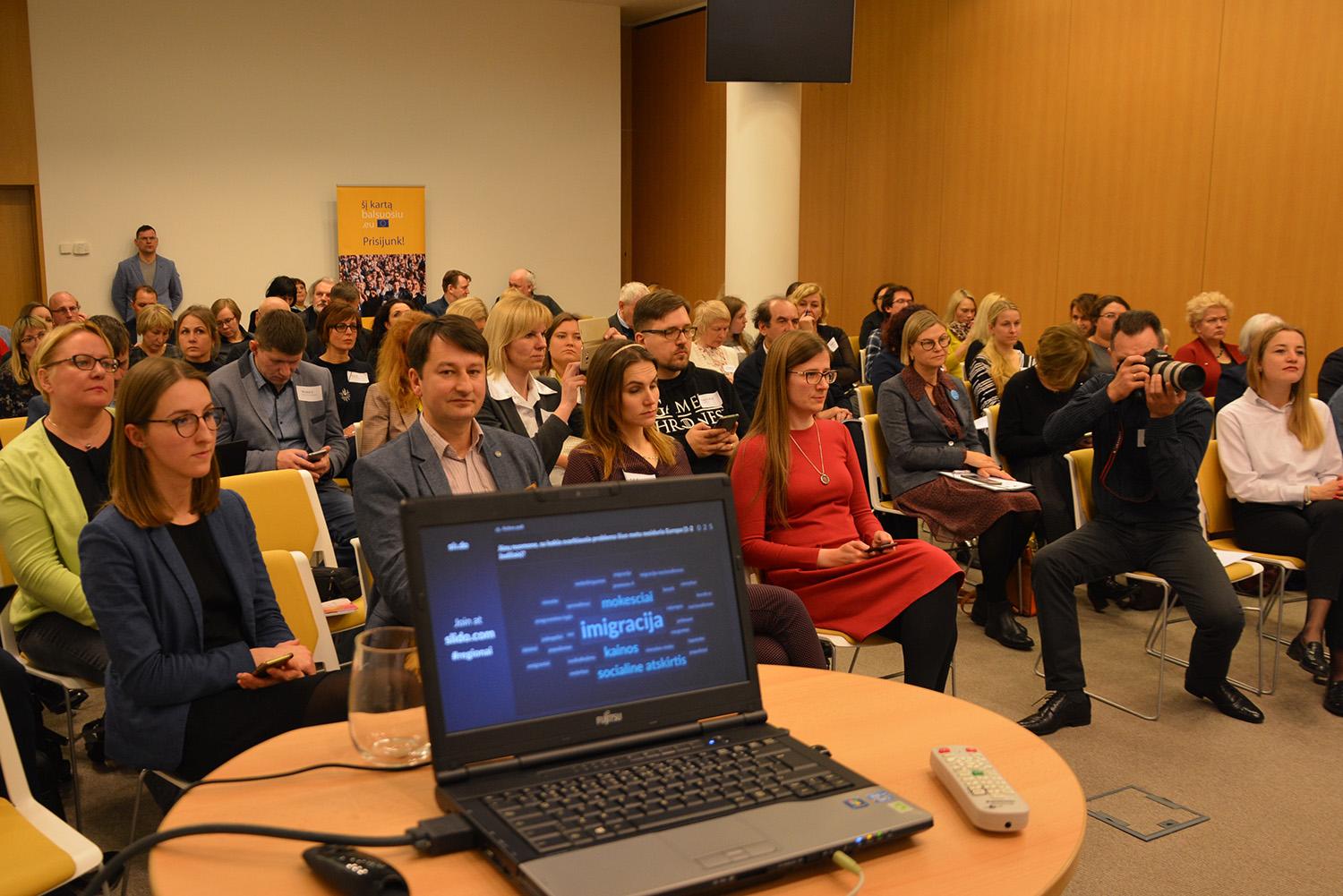 Seminare – apie ES