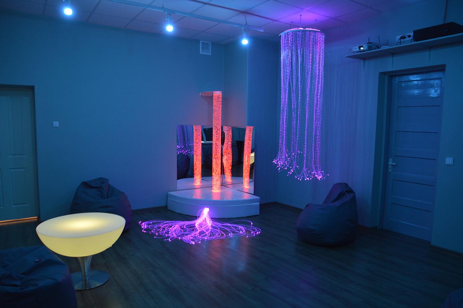 Senamiesčio progimnazijoje – sensorinė klasė / Sensorinėje klasėje – raminanti atmosfera.   Autoriaus nuotr.