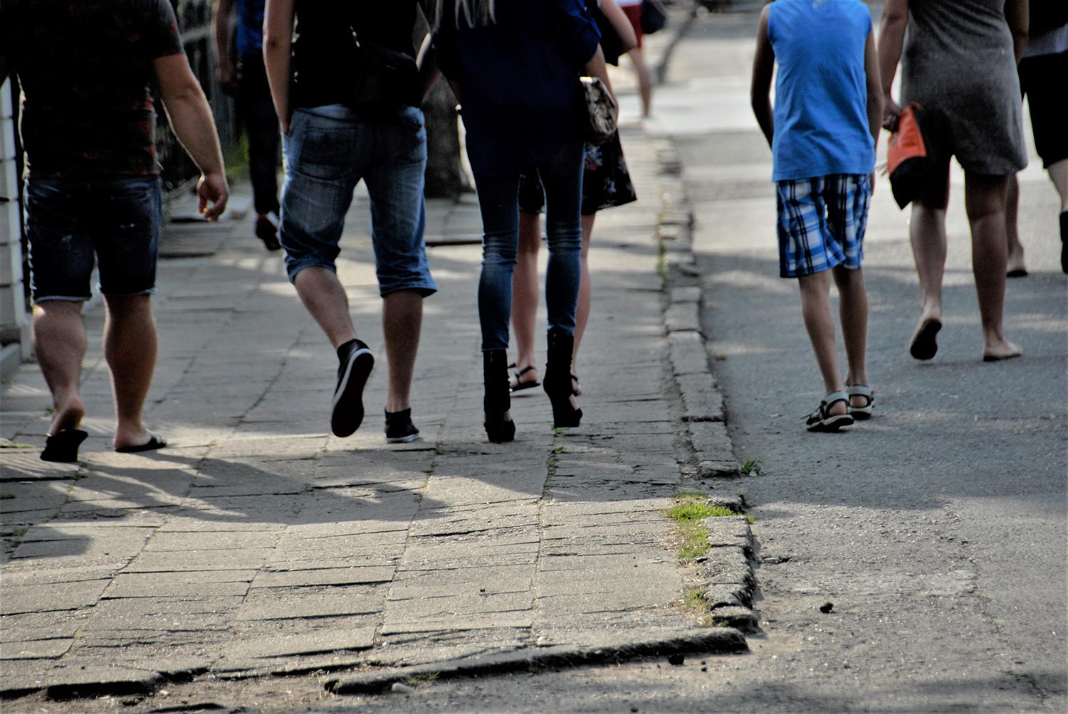 Siesikų gyventojai skundžiasi jaunimu / Išreikštas susirūpinimas globos įstaigos vaikais. Gedimino Nemunaičio nuotr.