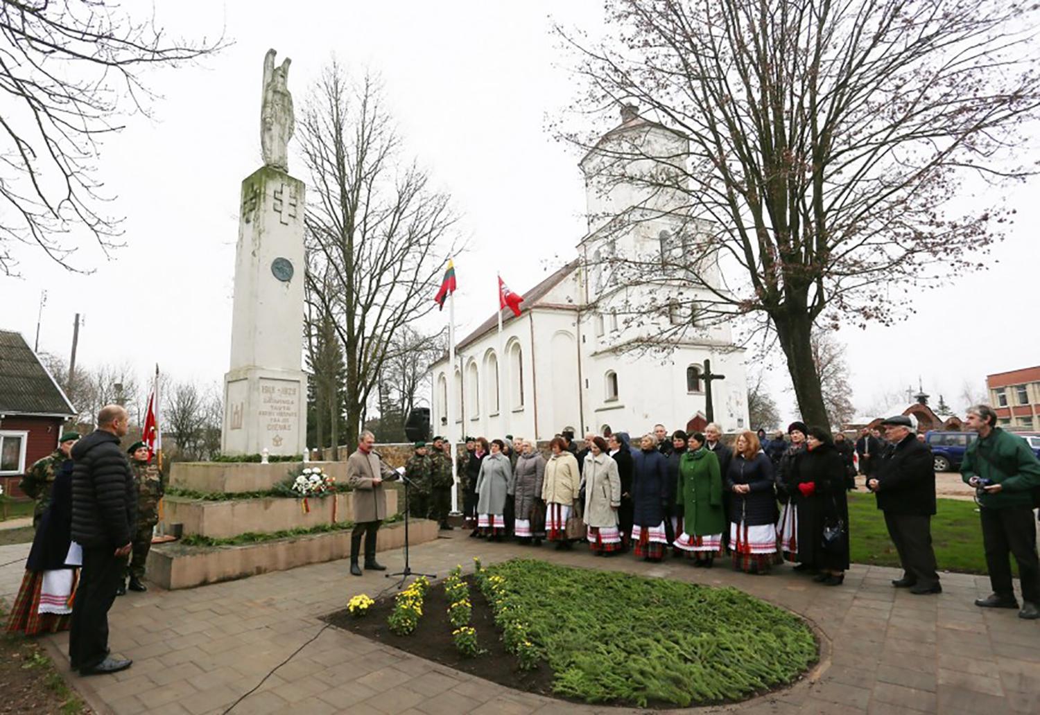 Siesikuose minėtas Laisvės paminklo jubiliejus / Dainiaus Vyto nuotr.