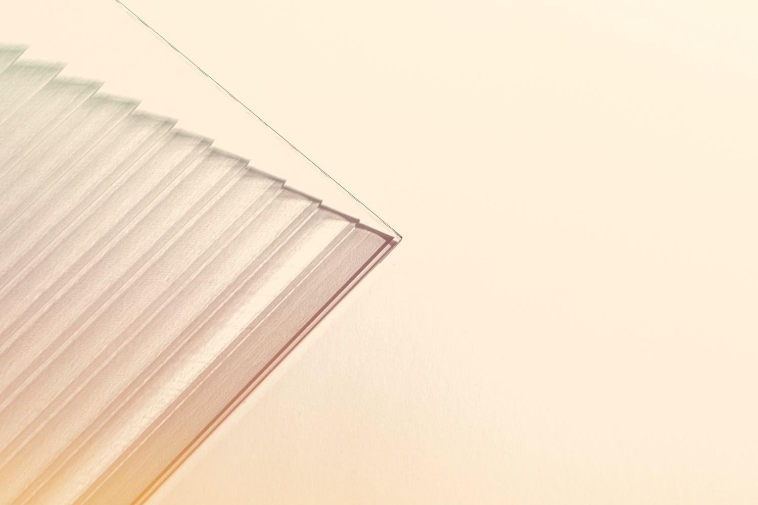 Šiltnamių technologijų tobulinimas naudojant polikarbonato plokštes /