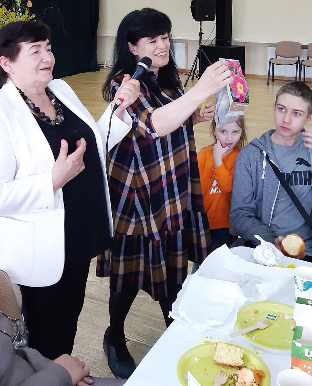 Širdys plaka vienu Laisvės ritmu / Šventėje susitiko ukmergiškiai ir ukrainiečiai.