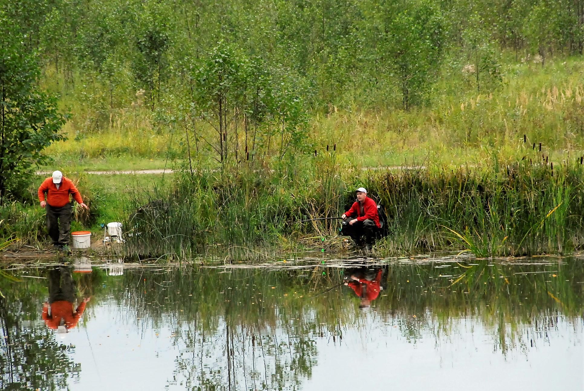 Siūloma didinti mėgėjų žvejybos leidimų kainas /