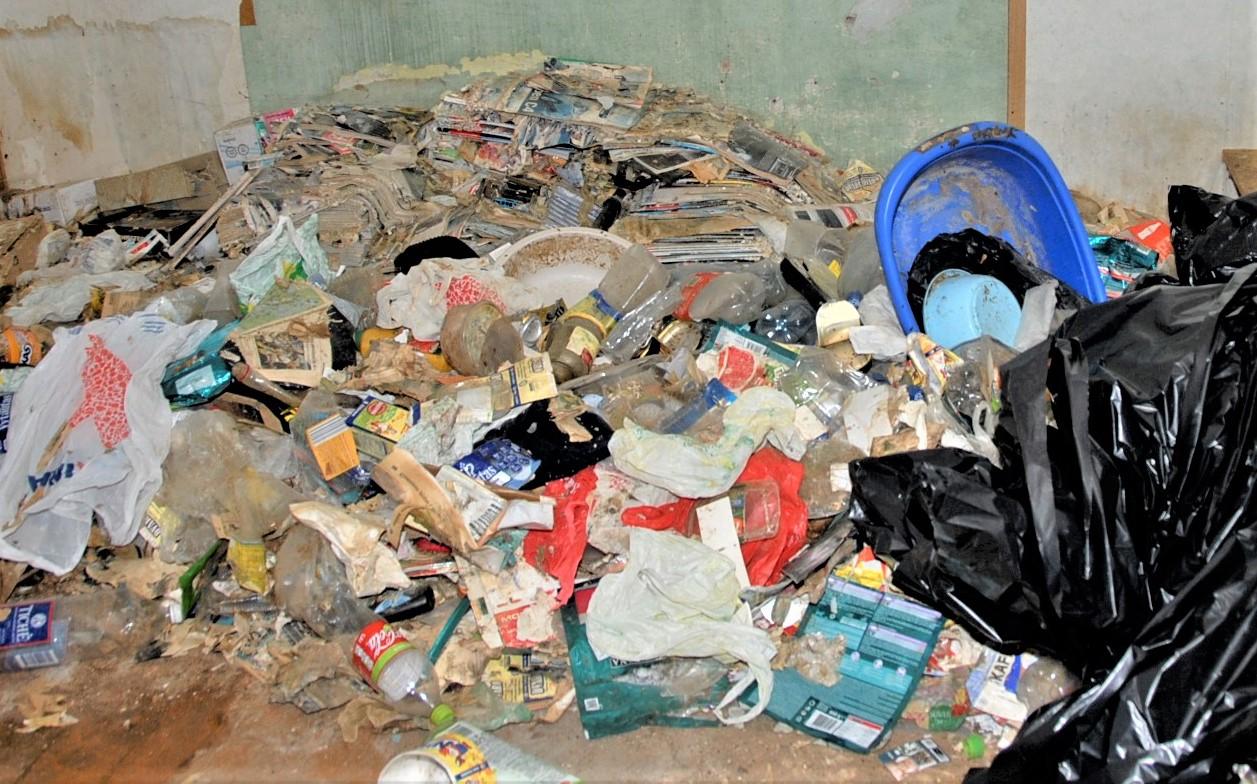 Stoja į kovą su sąvartynais butuose /