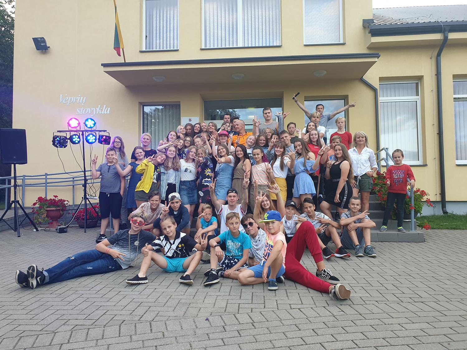 Stovykloje nebuvo dienos be šypsenos / Stovyklos „Nei dienos be šypsenos“ dalyviai.