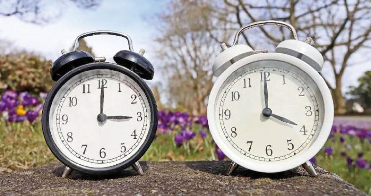 Suksime laikrodžius – Lietuva vėl įveda vasaros laiką /