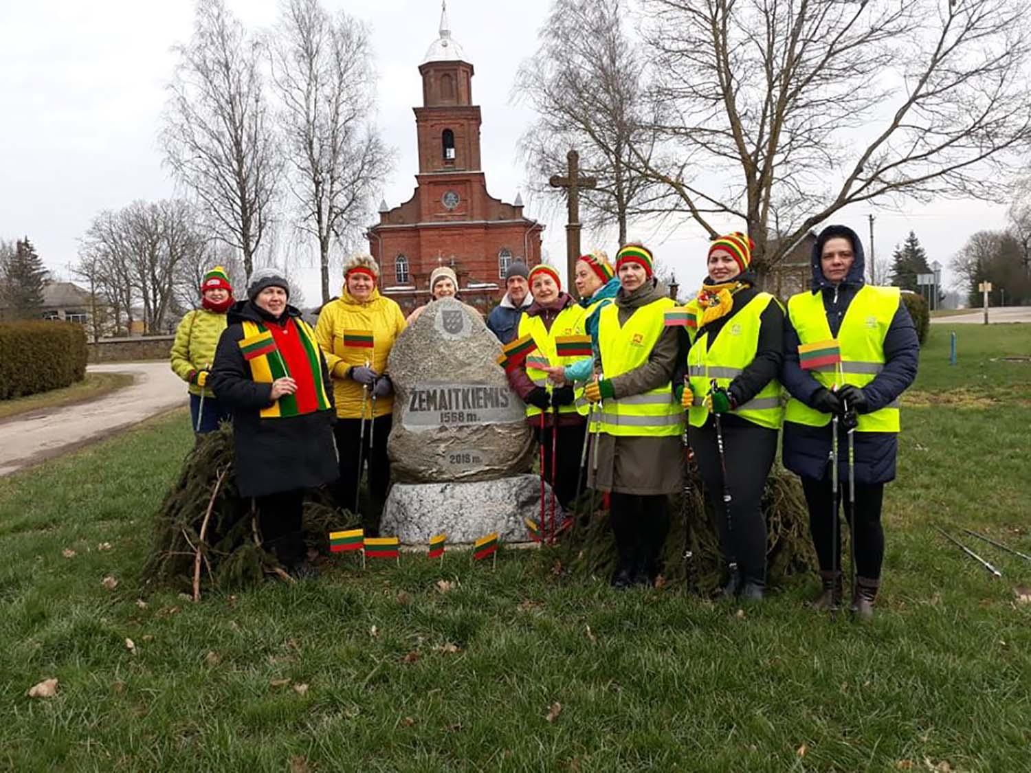 Surengė „Laisvės žygį“ / Žygio dalyviai.