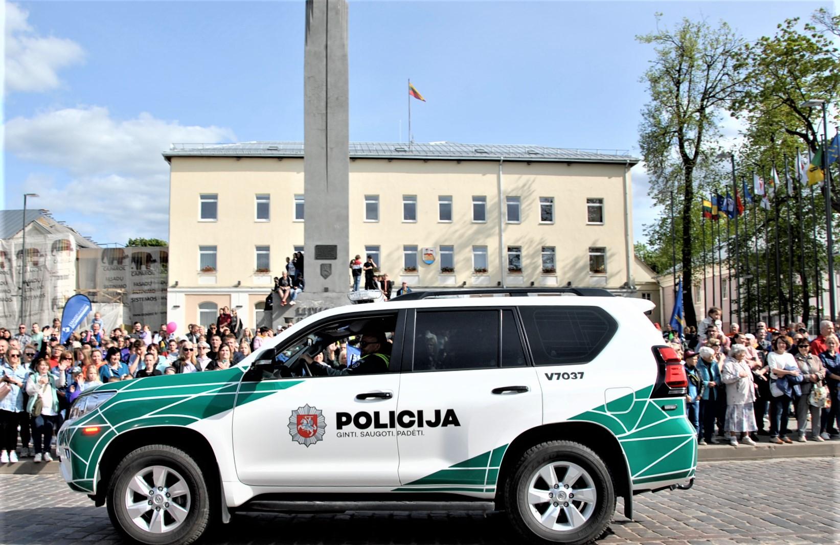 Šventinę naktį – pranešimai dėl triukšmo ir konfliktų /