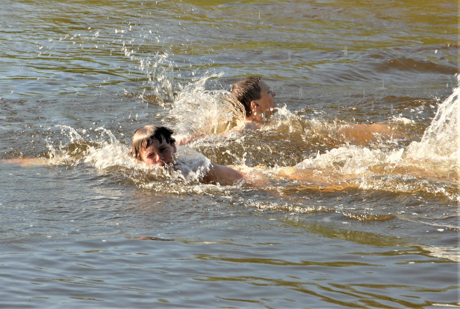 Šventojoje vanduo užterštas – maudytis negalima / Gedimino Nemunaičio nuotr. Maudytis galima ne visuose vandens telkiniuose.