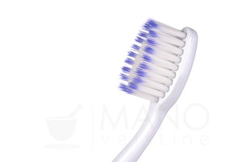 Tarp paramos prekių – ir dantų šepetėliai /