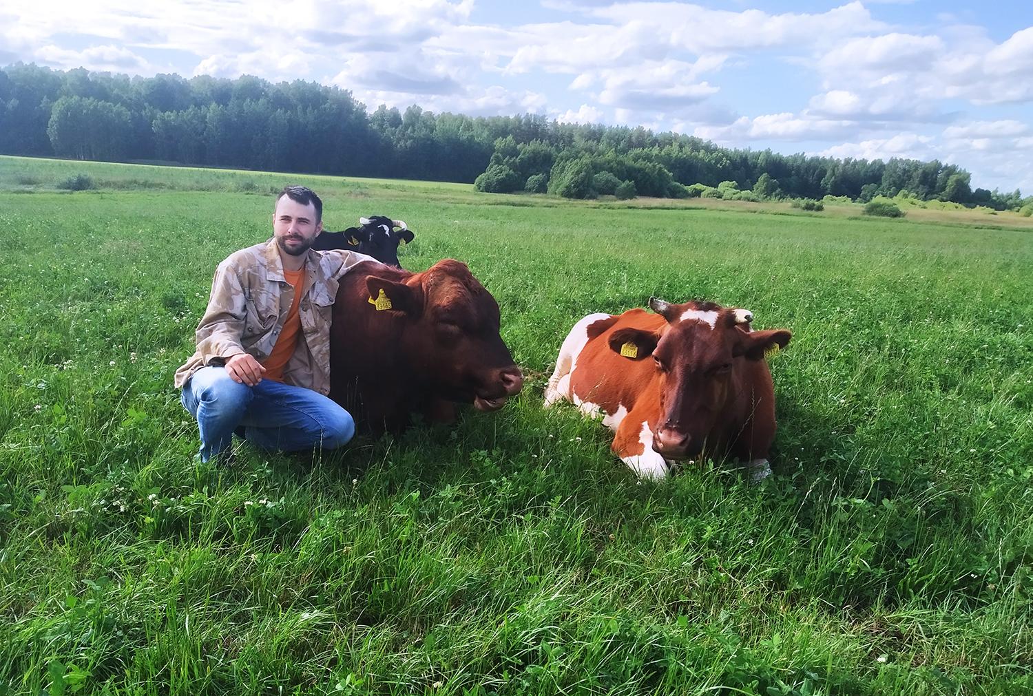 Tautvilas Putvis ūkininkauja proprosenelio žemėje / Karolinos Baltmiškės nuotr. Tautvilas Putvis nuo mažens jautė