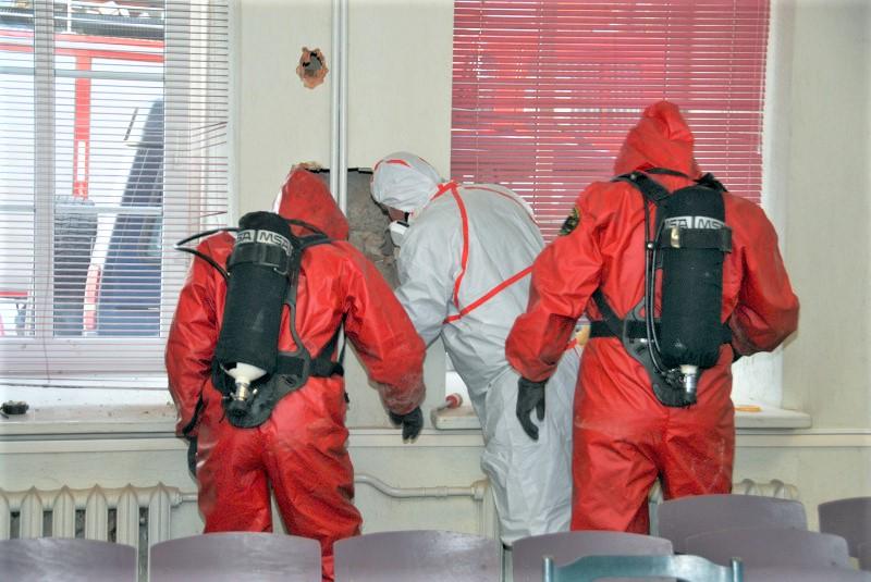 Teismo darbuotojams priteista 344 tūkst. Eurų / 2003 m. pradžioje ir 2012 m. gruodį tuometiniame Ukmergės teismo pastate buvo rasta gyvsidabrio.