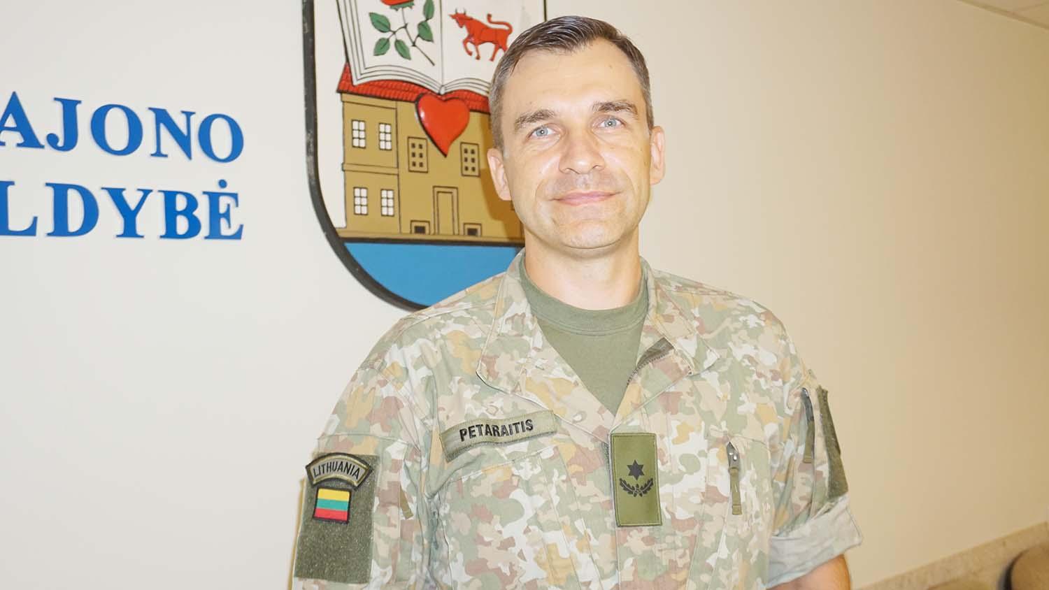Tikimasi Ukmergėje vėl surengti karių priesaikos šventę / Naujasis bataliono vadas mjr. I. Petaraitis.