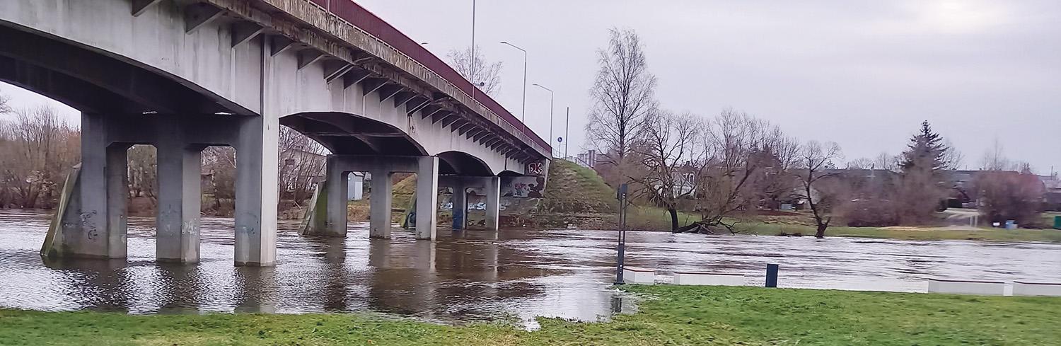 Tilto remontas – dar tik projekte / Tilto remonto dar teks palaukti.