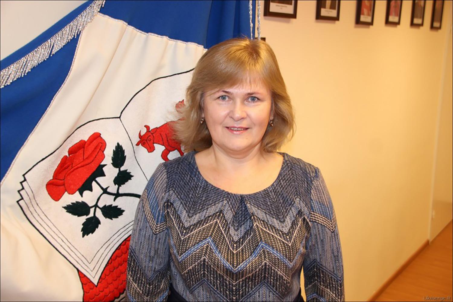 Turi naują seniūnę / Violeta Kvirienė laimėjo konkursą į Pivonijos seniūnijos vadovo pareigas. Ukmerge.lt nuotr.