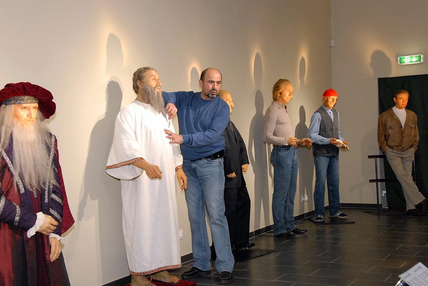 Ukmergėje – vaškinės įžymybės / Kuratorius A. Arutjunjan sako