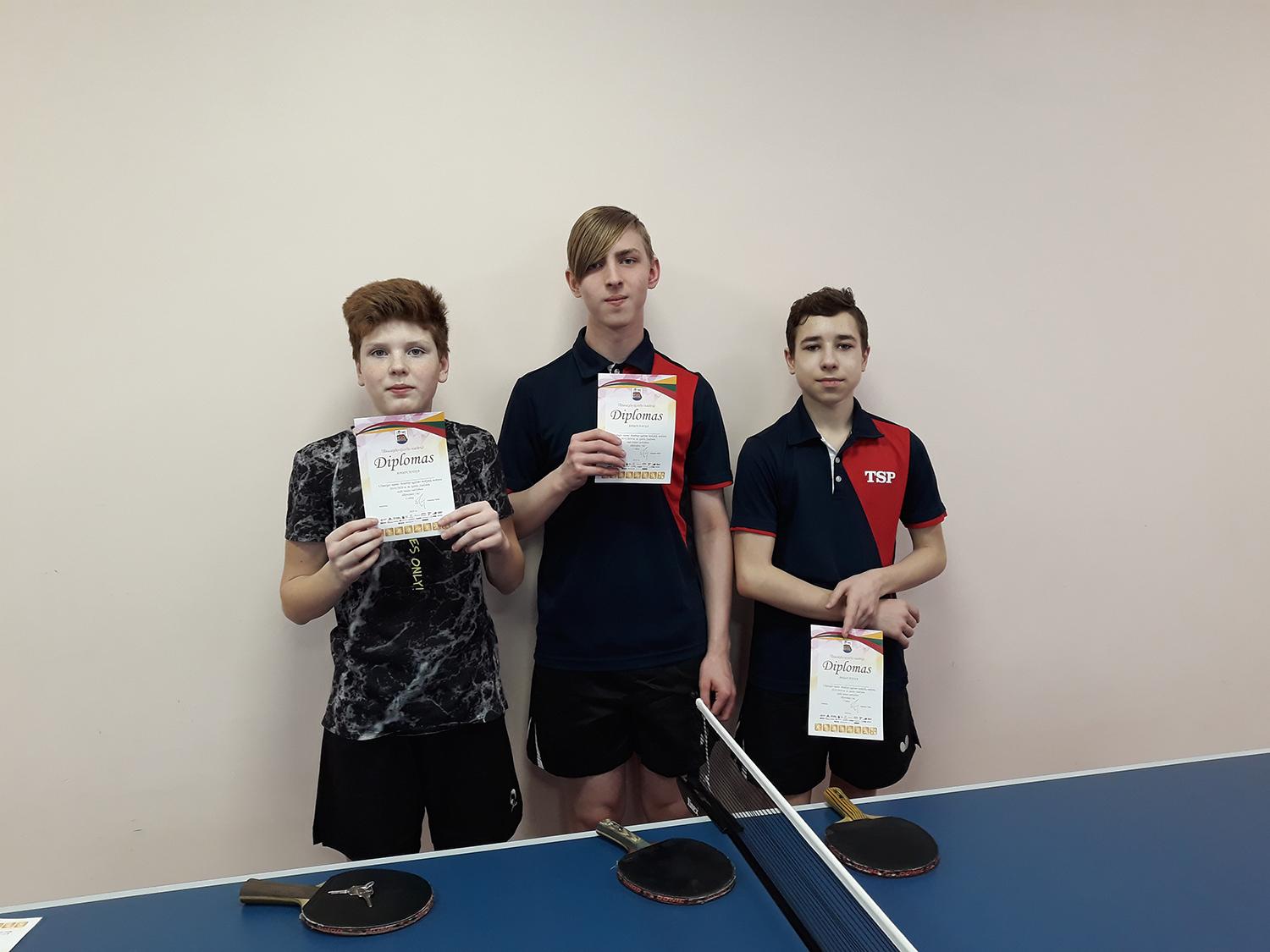 Ukmergės sporto centro bazėje vyko rajono bendrojo ugdymo miesto mokyklų stalo teniso (gim. 2004 m. ir jaunesnių) varžybos. / „Šilo“ progimnazijos vaikinų komanda.