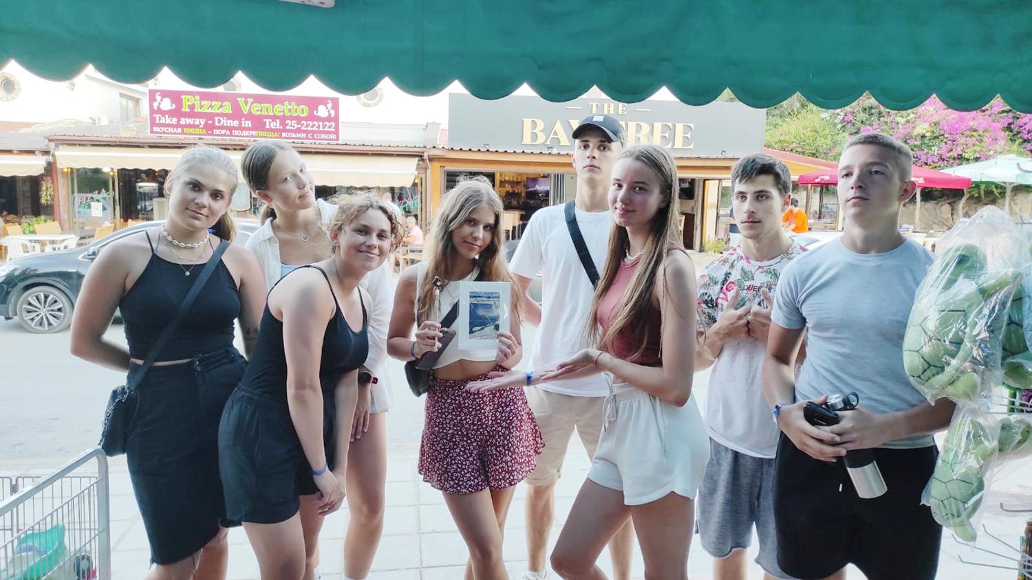 Ukmergiškiai – jaunimo mainų projekte Kipre / Ukmergiškiai Kipre gilinosi į „sąžiningos prekybos“ sąvoką.