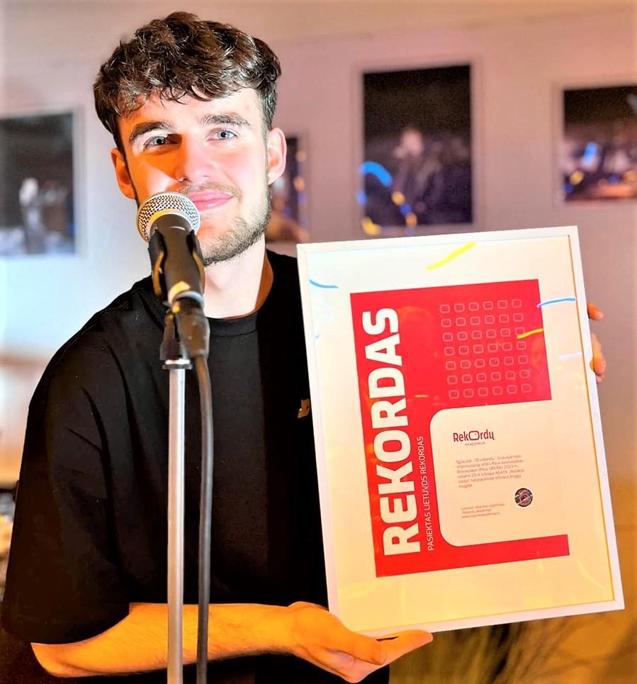 Ukmergiškis pasiekė Lietuvos rekordą / A. Matkevičiaus nuotr. Rekordą fiksavo Lietuvos rekordų akademijos ekspertai.