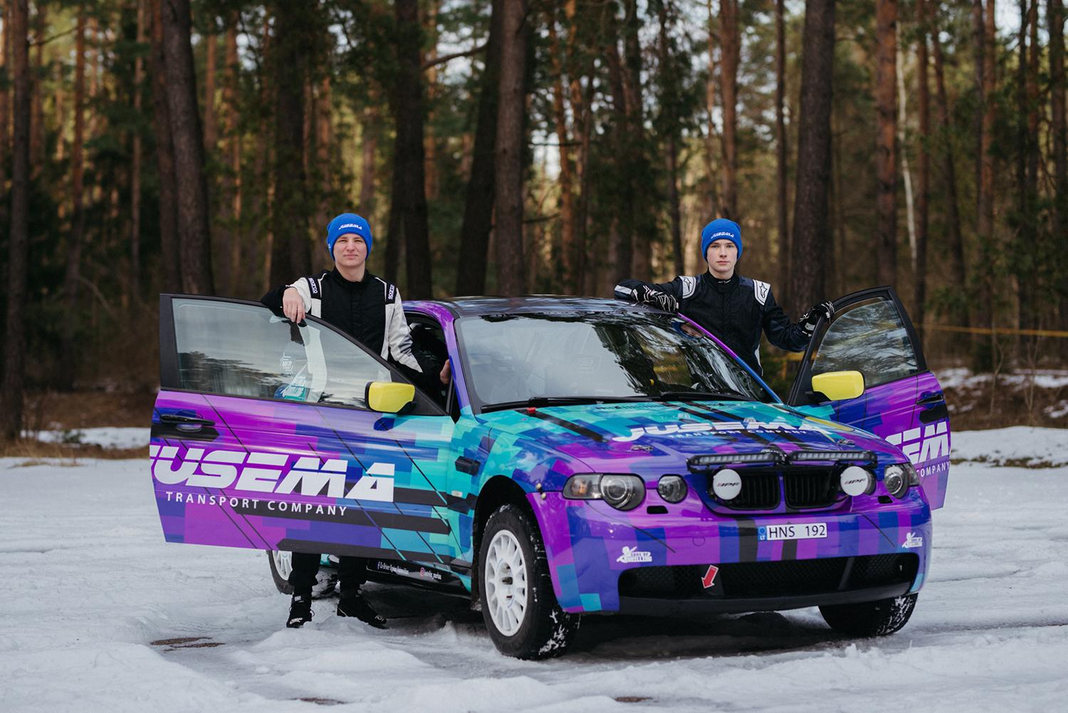 Ukmergiškis siekia automobilių sporto aukštumų / Keyste photography nuotr. Markas ir Ugnius – draugai