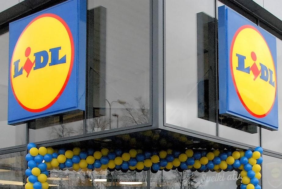 Vagys išsidavė brangiomis vaišėmis /