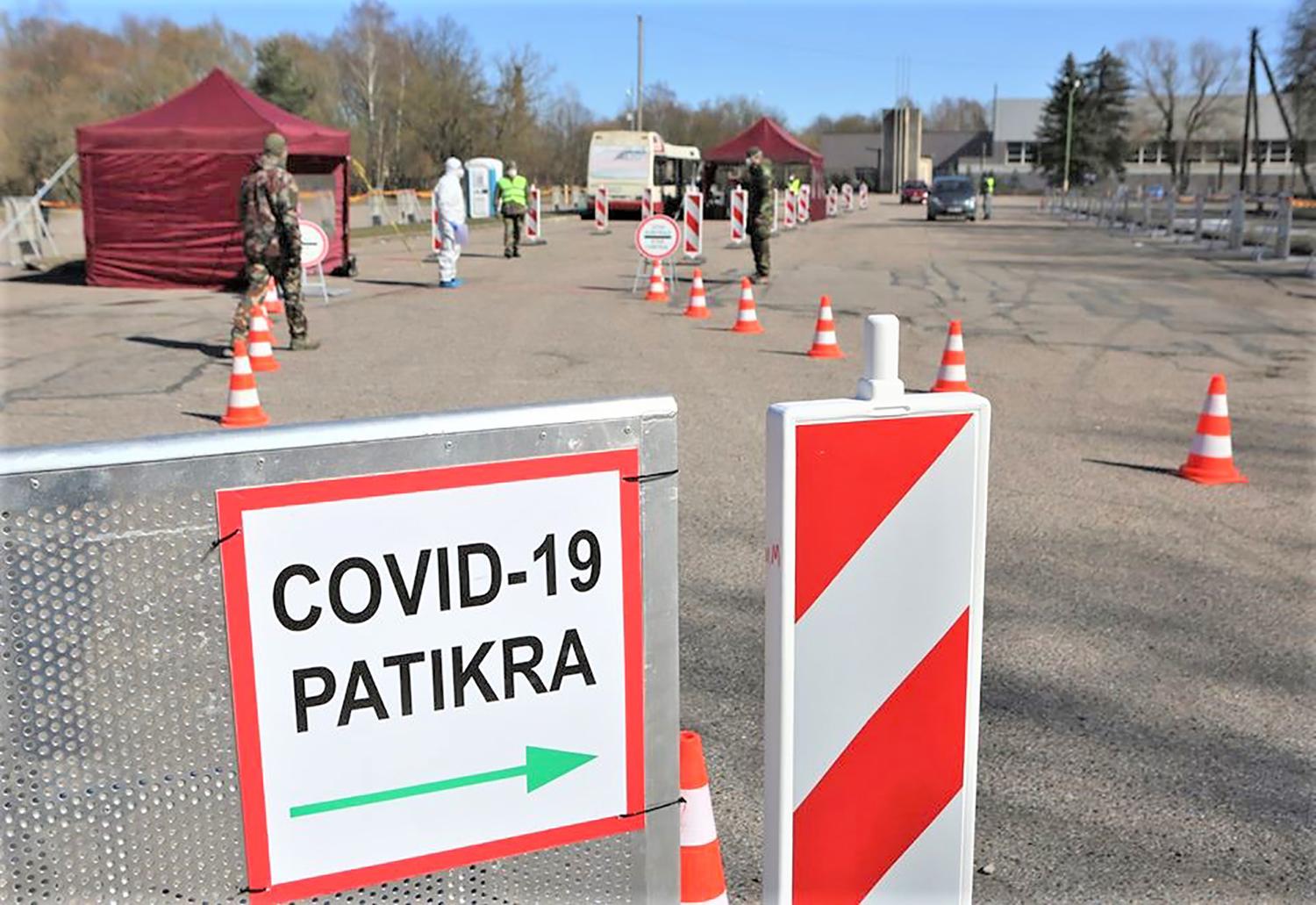 Veikia mobilus patikros punktas / Prie miesto stadiono jau veikia mobilusis punktas