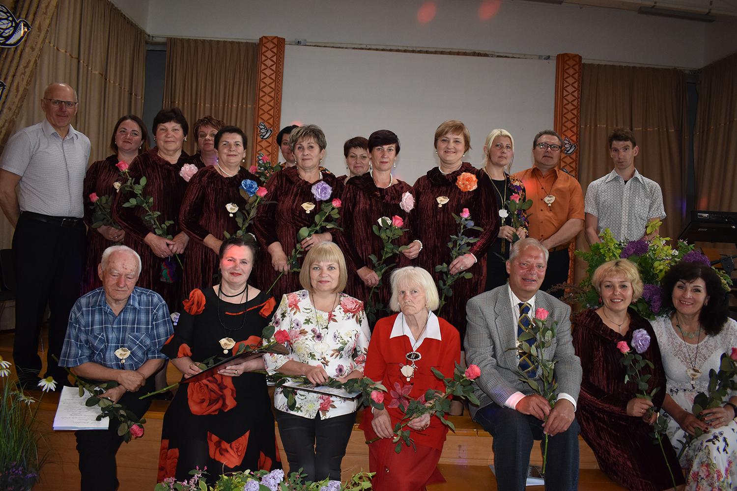 Vėl aplankė poezijos paukštė / Renginio dalyviai.