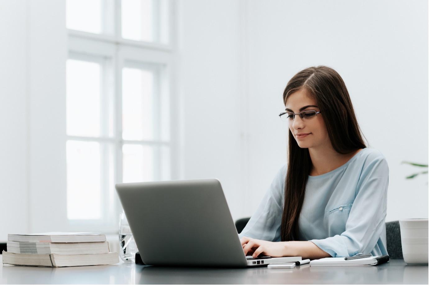 Vertimo biuras – kaip jame organizuojamas darbas? /