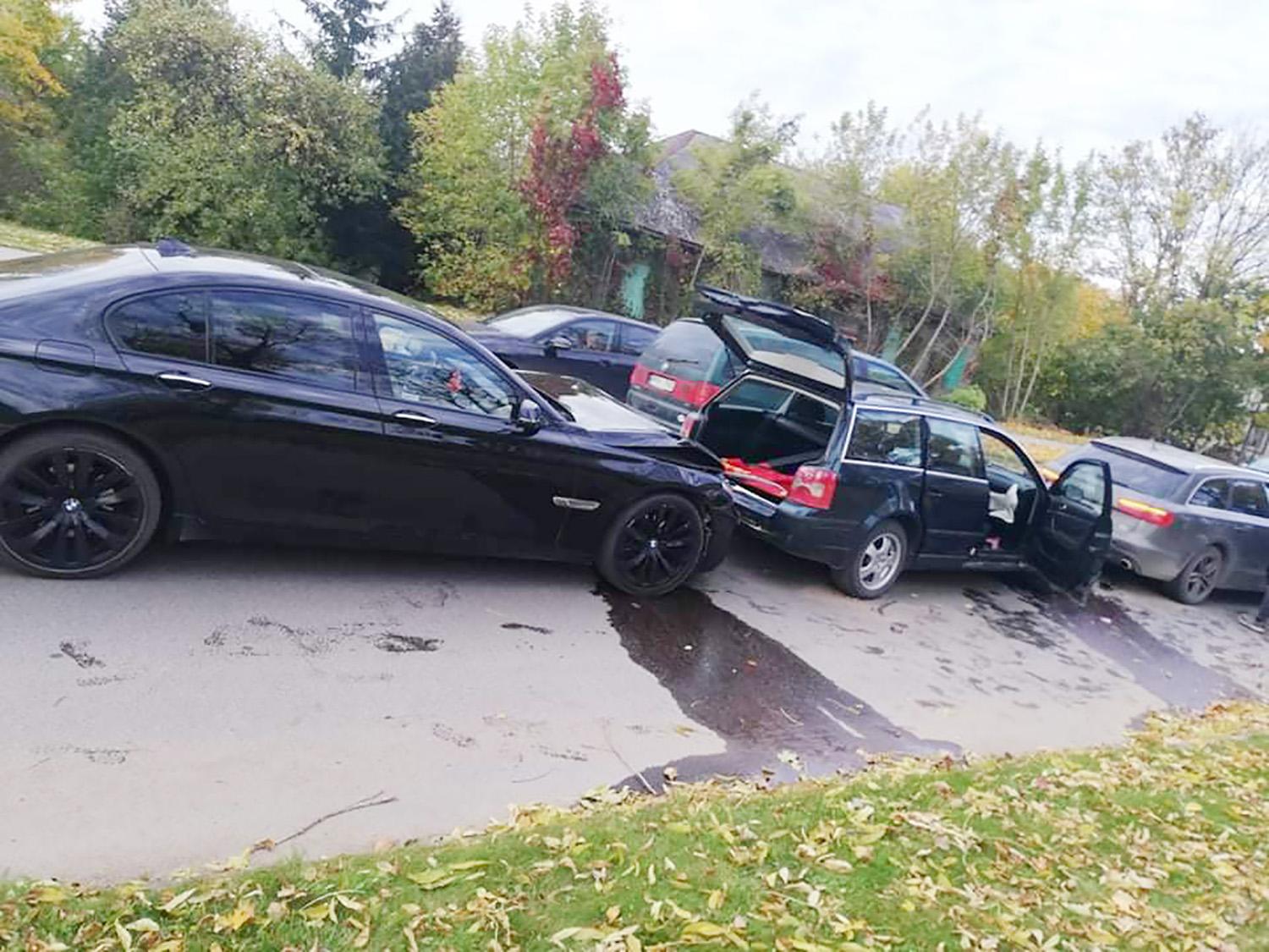 Vienas į kitą atsitrenkė trys automobiliai / Jūratės Baltrūnienės nuotr.