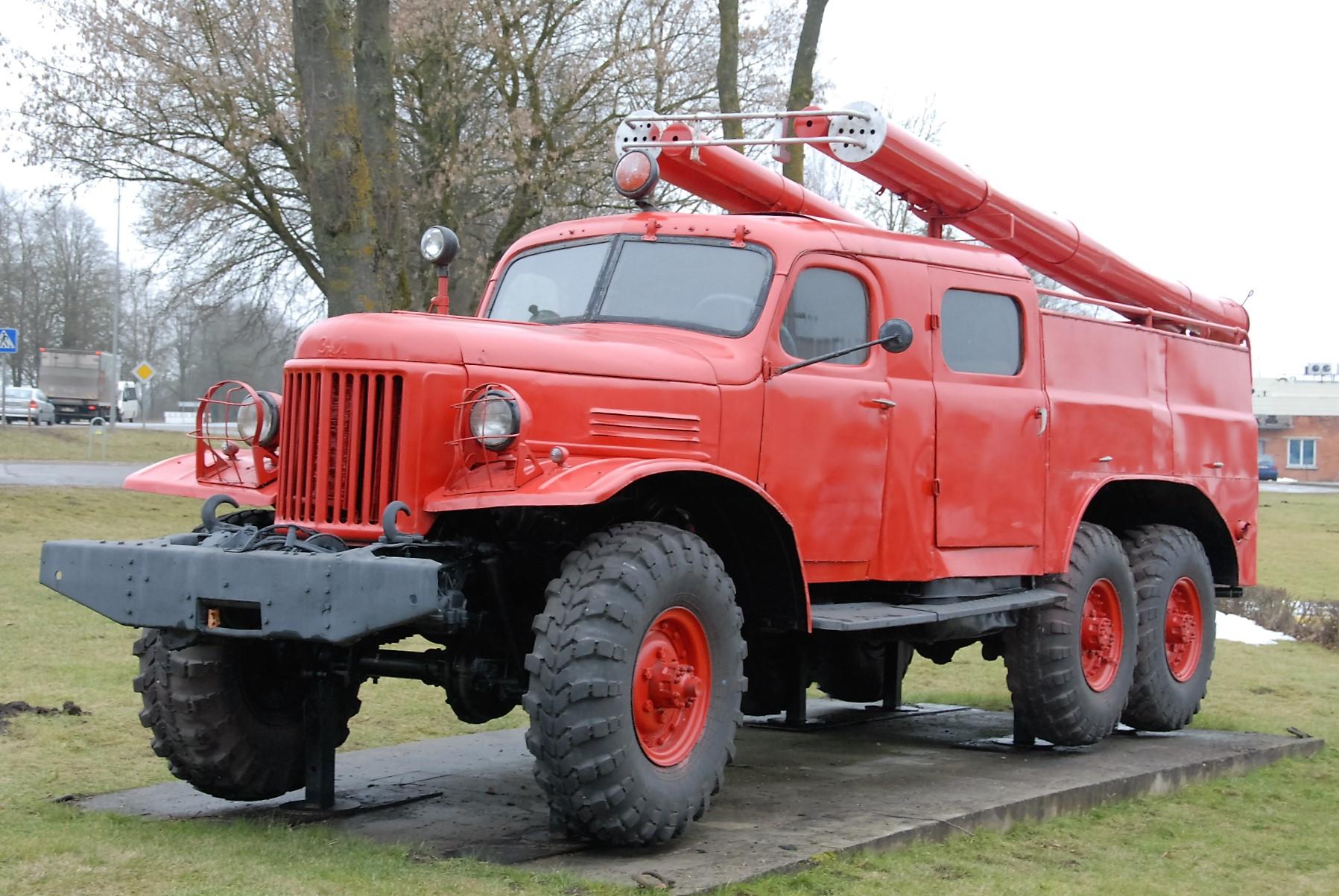 Vonioje degė drabužiai