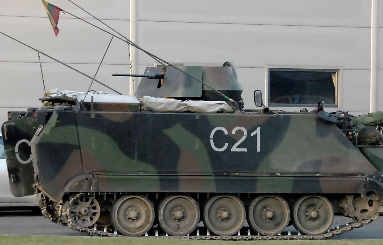 Vyks karių lauko pratybos /