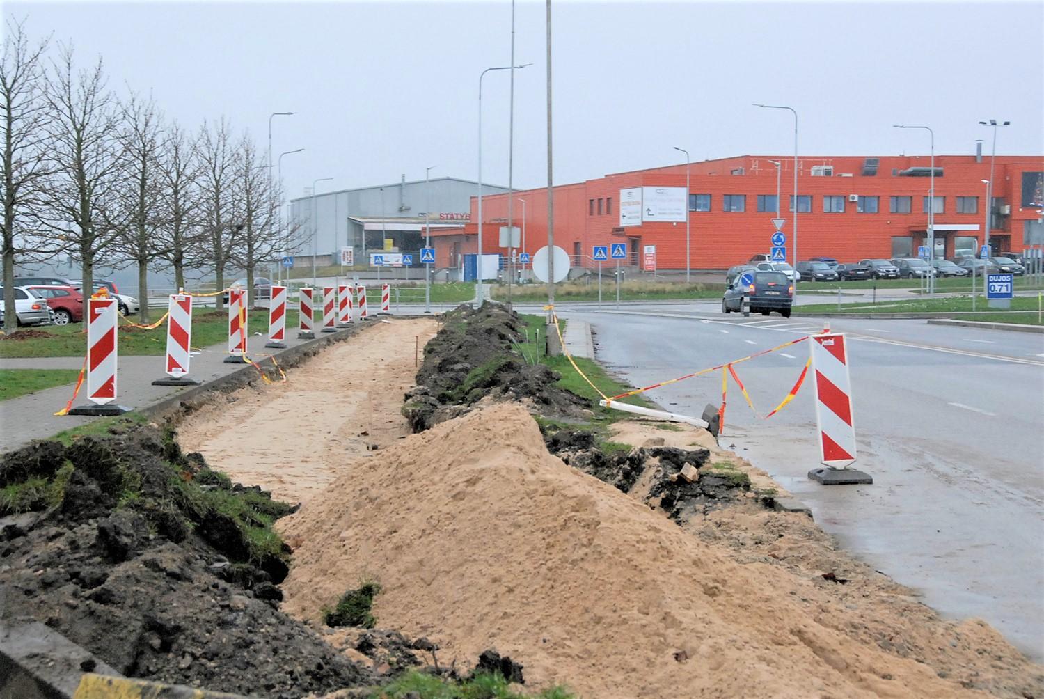 Žiedo gatvėje vyksta darbai / Darbus planuojama baigti iki metų pabaigos.