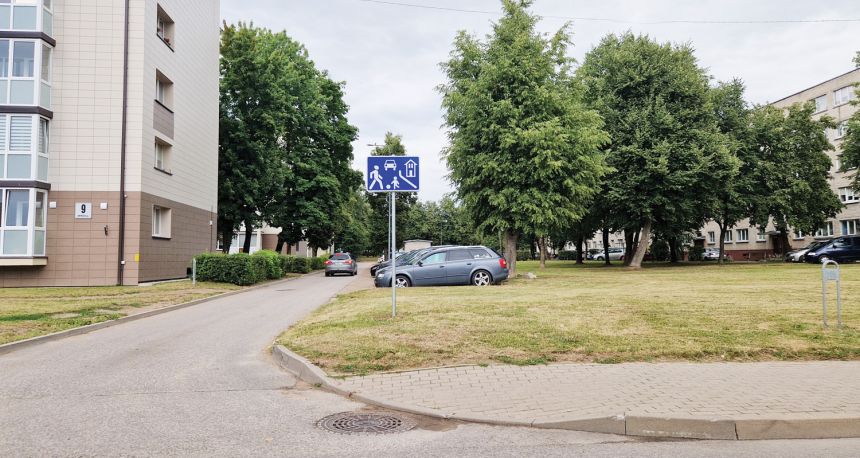 Mikrorajone – nauji kelio ženklai