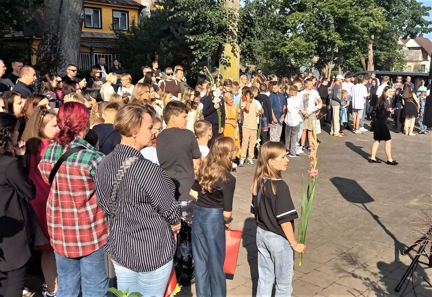Mokyklose prasidėjo nauji mokslo metai