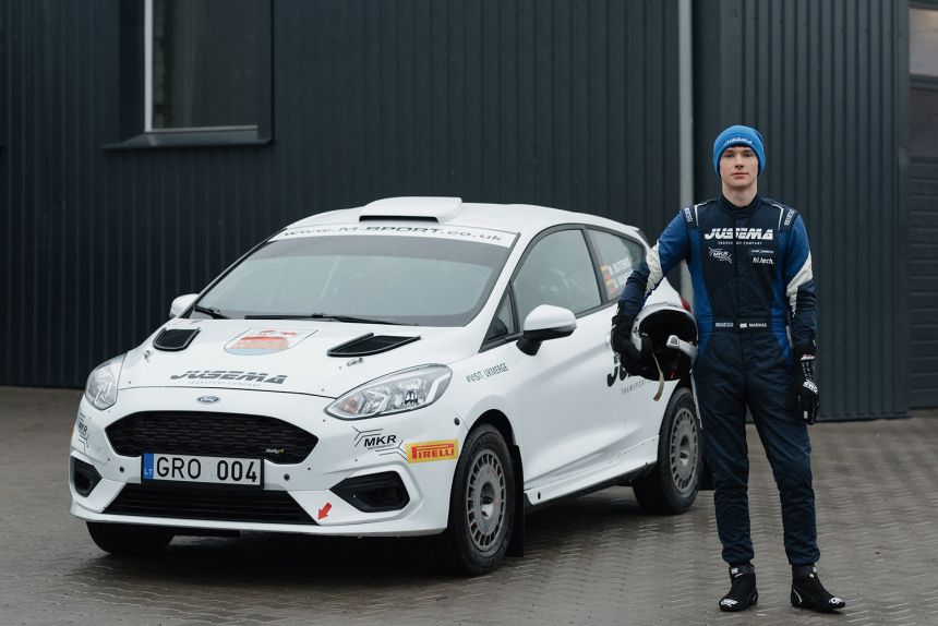 Ralio lenktynininkas Markas Buteikis kelia sparnus į Estiją